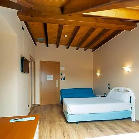Alda Hotel 2*